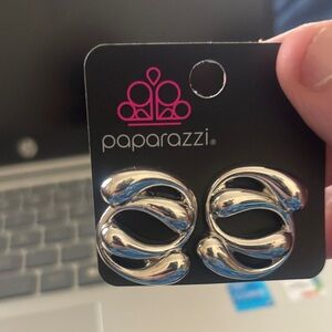 Paparazzi Shiny Silver Earrings